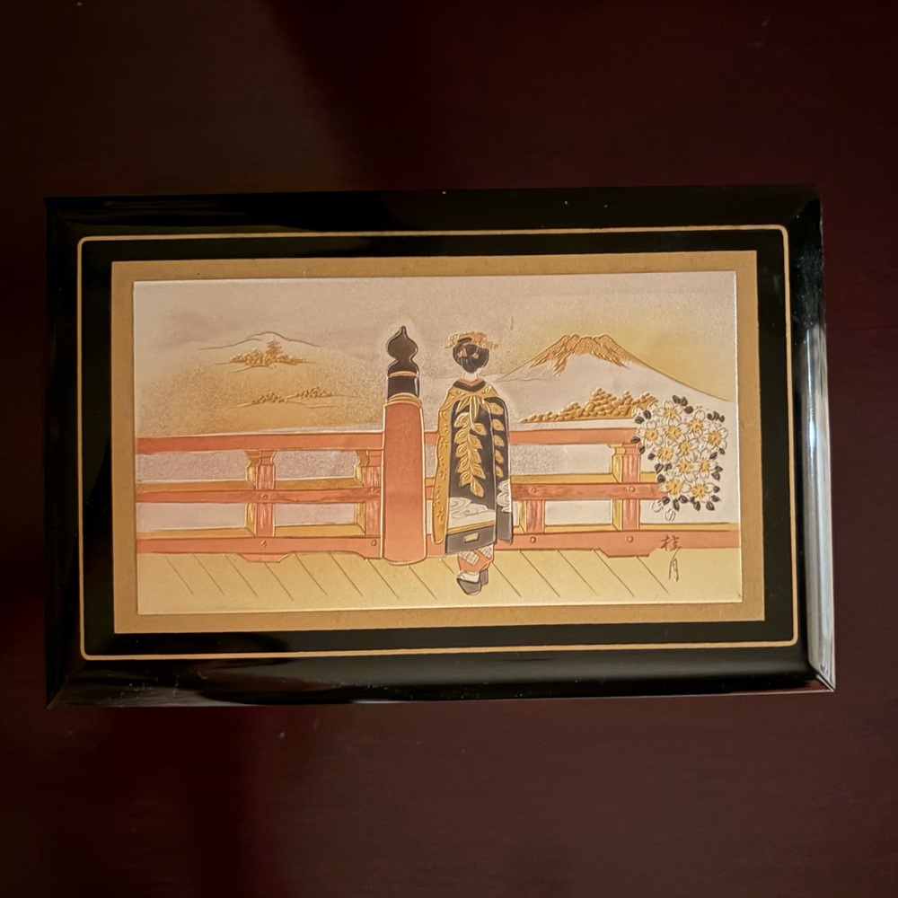 Japanese Lacquer Musical Box in Black and Gold